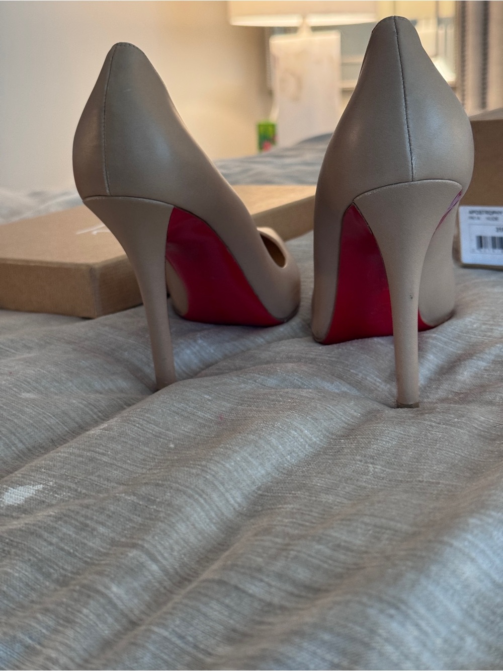 Christian Louboutin Beige Pointed-Toe Leather Pumps - Picture 2 of 7